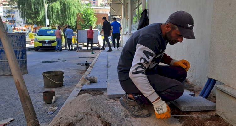 Bayburt belediyesi asfalt çalışmalarına hızla devam ediyor