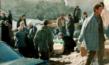 Bayburt'un Üzengili köyü üzerine çığ düştü 18 Ocak 1993