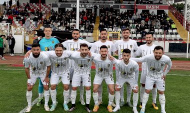 Bayburt Özel İdarespor  Somaspor ile deplasmanında  berabere kaldı