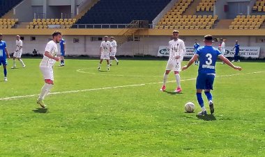 Bayburt Özel İdarespor evinde ağırladığı Ankara spor’a 2-0 mağlup oldu.