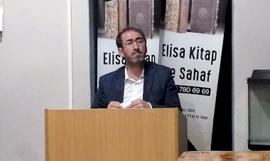 Elisa Sahaf ve Kitap Evinde Söyleşi