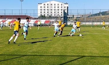 Bayburt Özel İdare Spor 2.Etap Çalışmaları Kapsamında İkinci Hazırlık Maçını Oynadı.