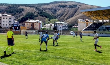 Bayburt Özel İdarespor'dan 2 . Tura 2 Gollü Geçiş