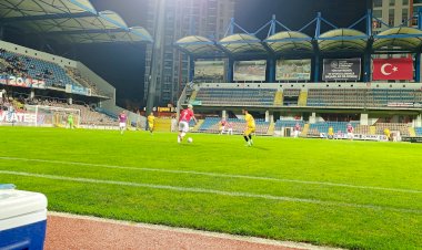 Bayburt Özel İdare spor, Osmaniye sporu tek golle avladı